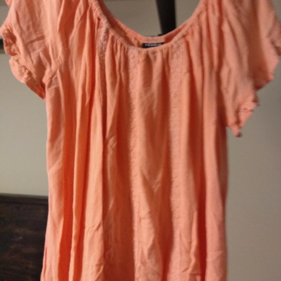 Bundle of clothes - Picture 3 of 8